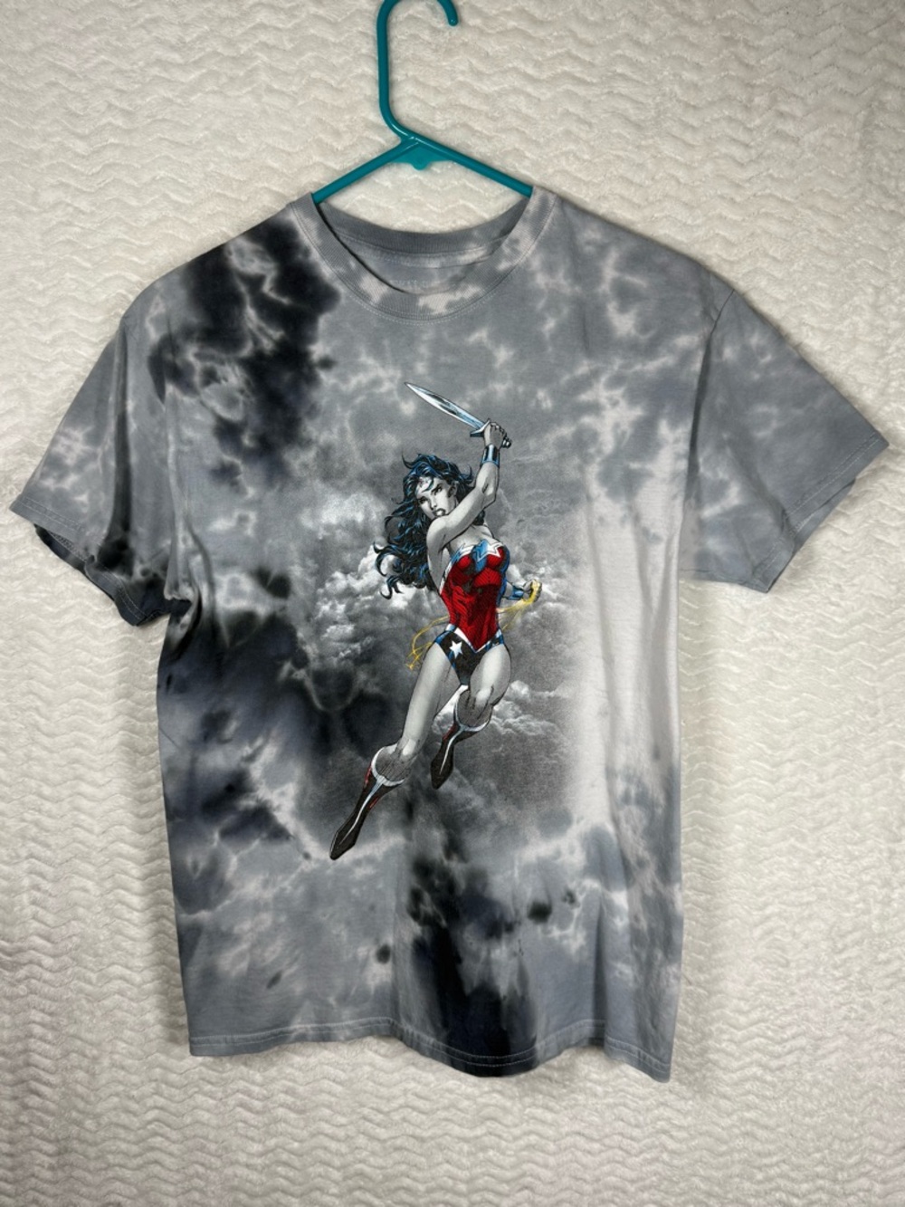 Wonder Woman Graphic Tie-Dye Short Sleeve Tee - Gray/Black